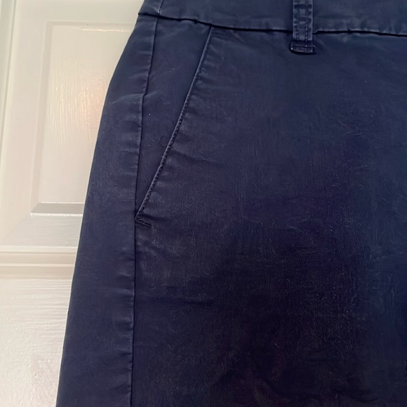 Classic JCrew Navy Chino Shorts, Size 2 - Picture 2 of 7